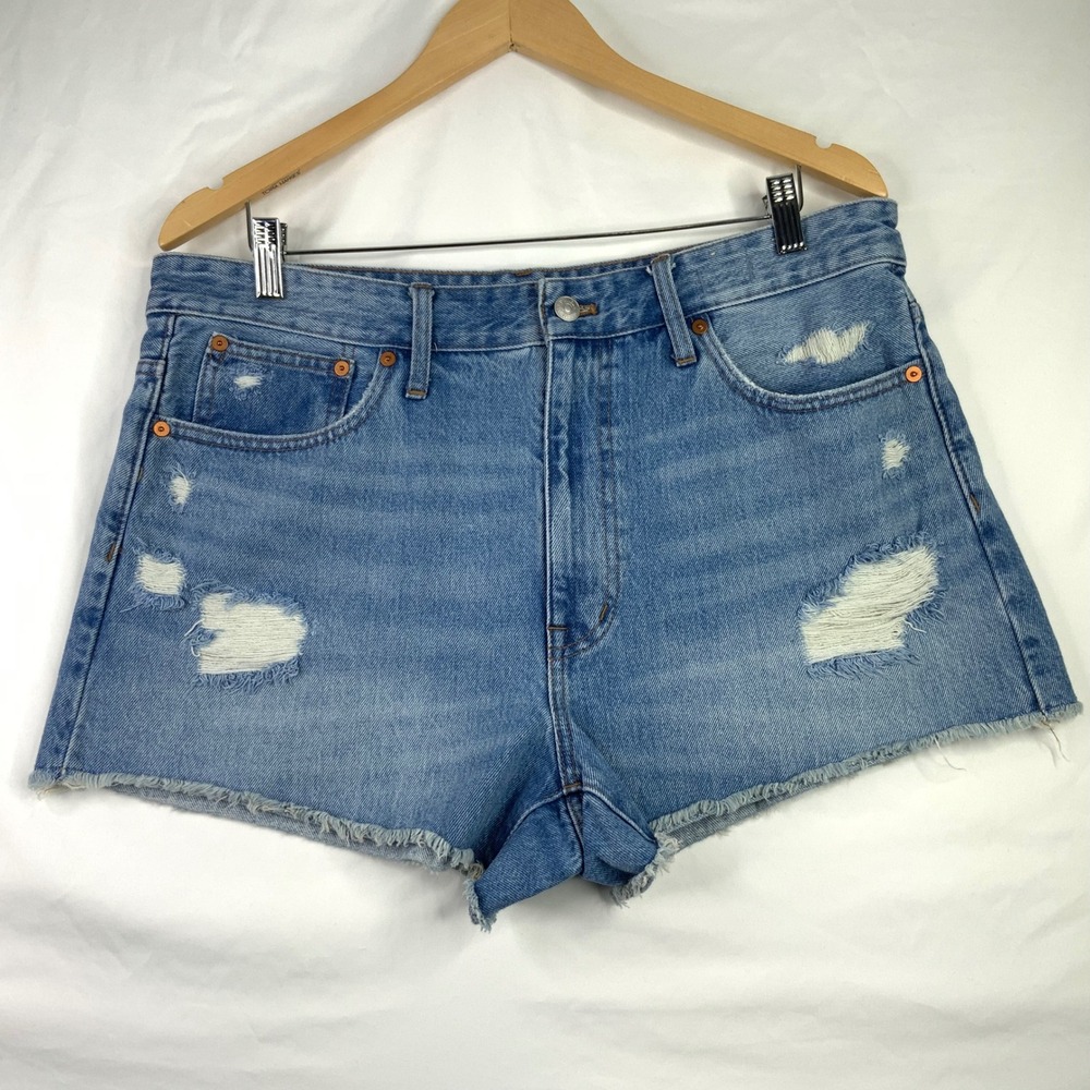 Madewell Relaxed Denim Shorts Blue Distressed Raw Hem Size 30 High Rise Cotton